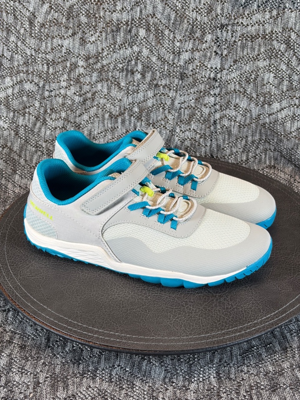 Merrell Kids Trail Glove 7 A/C Sneaker shoe size 7
